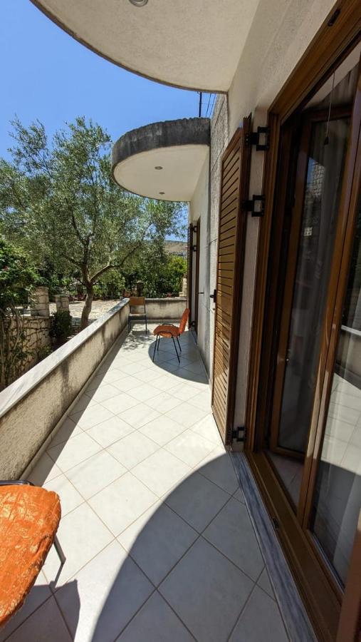 Hasani Apartments Sarande Luaran gambar
